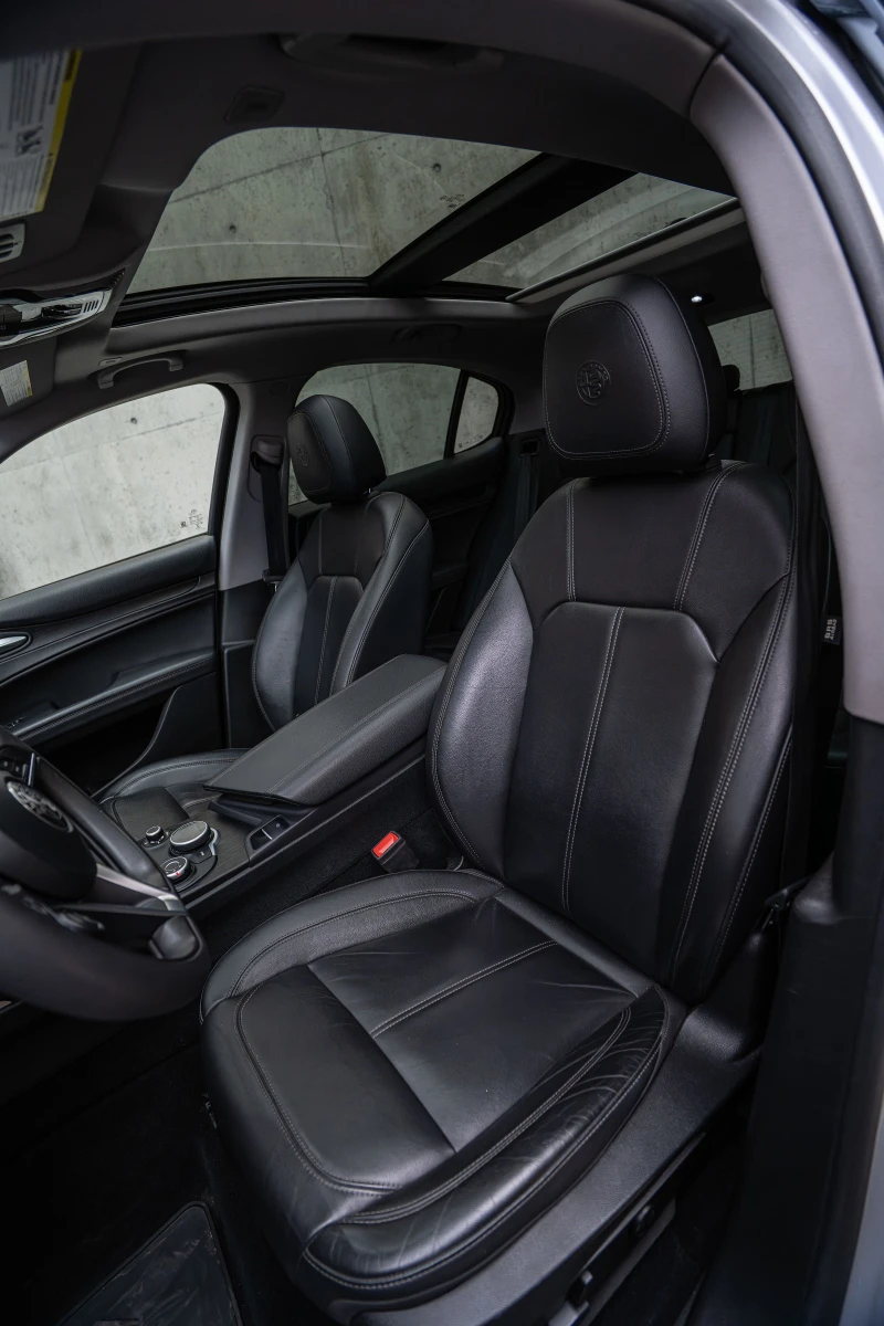 Alfa Romeo Stelvio, снимка 10 - Автомобили и джипове - 52611992