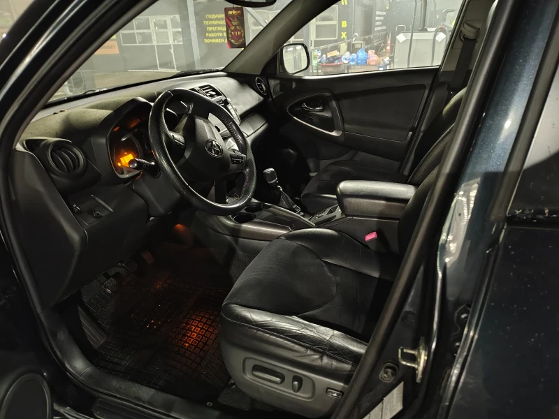 Toyota Rav4 Toyota RAV4 2.2 D-4D (150 к.с.)   4х4, EURO 5, снимка 8 - Автомобили и джипове - 53358060