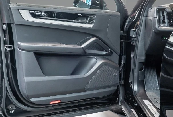 Porsche Cayenne S E-Hybrid = Air Suspension = Гаранция - изображение 7