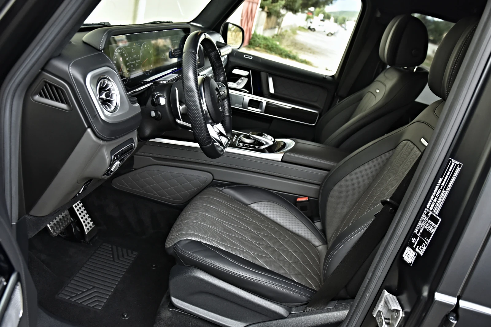 Mercedes-Benz G 63 AMG STRONGER THAN TIME* MANIFAKTUR CARBON 3D-BURM MATT - изображение 8