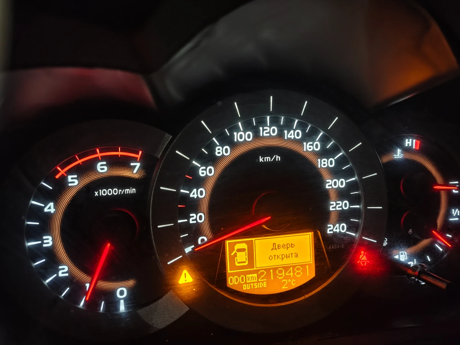 Toyota Rav4 Toyota RAV4 2.2 D-4D (150 к.с.)   4х4, EURO 5 - изображение 10