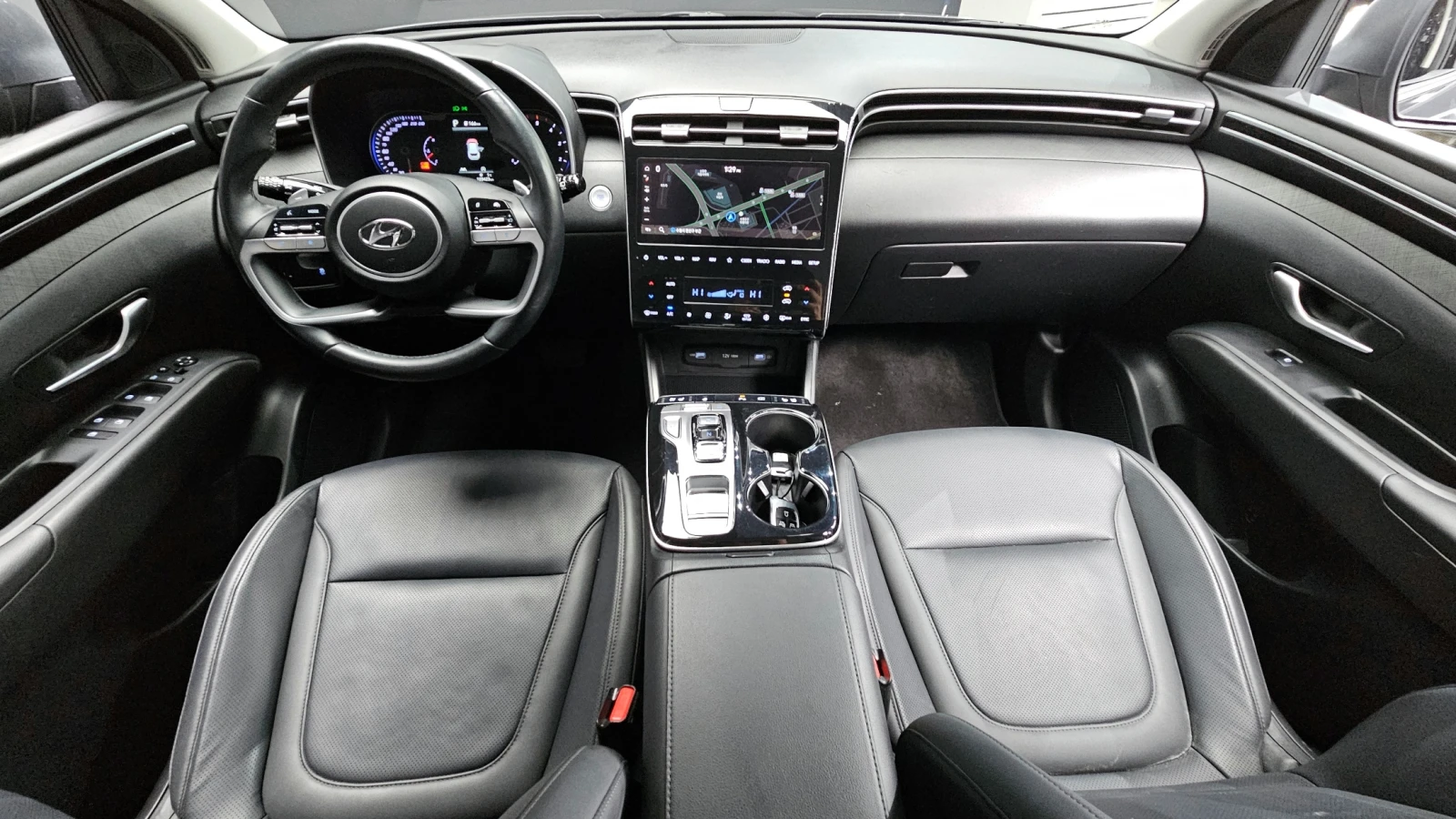 Hyundai Tucson 2.0 CRDI / АВТОМАТИК / СЕРВИЗНА ИСТОРИЯ !!! - изображение 6