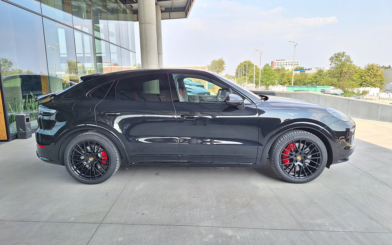 Porsche Cayenne GTS Coupe, снимка 2 - Автомобили и джипове - 54126761