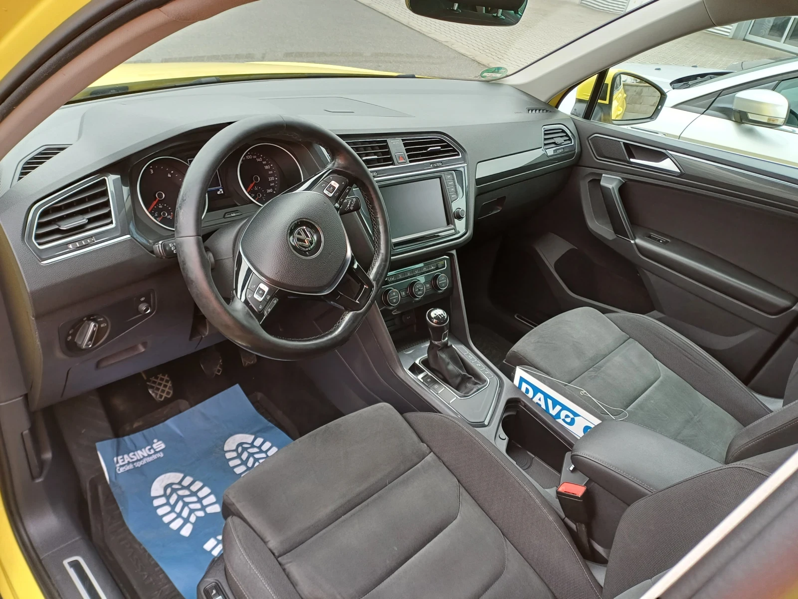 VW Tiguan, снимка 2 - Автомобили и джипове - 54396768