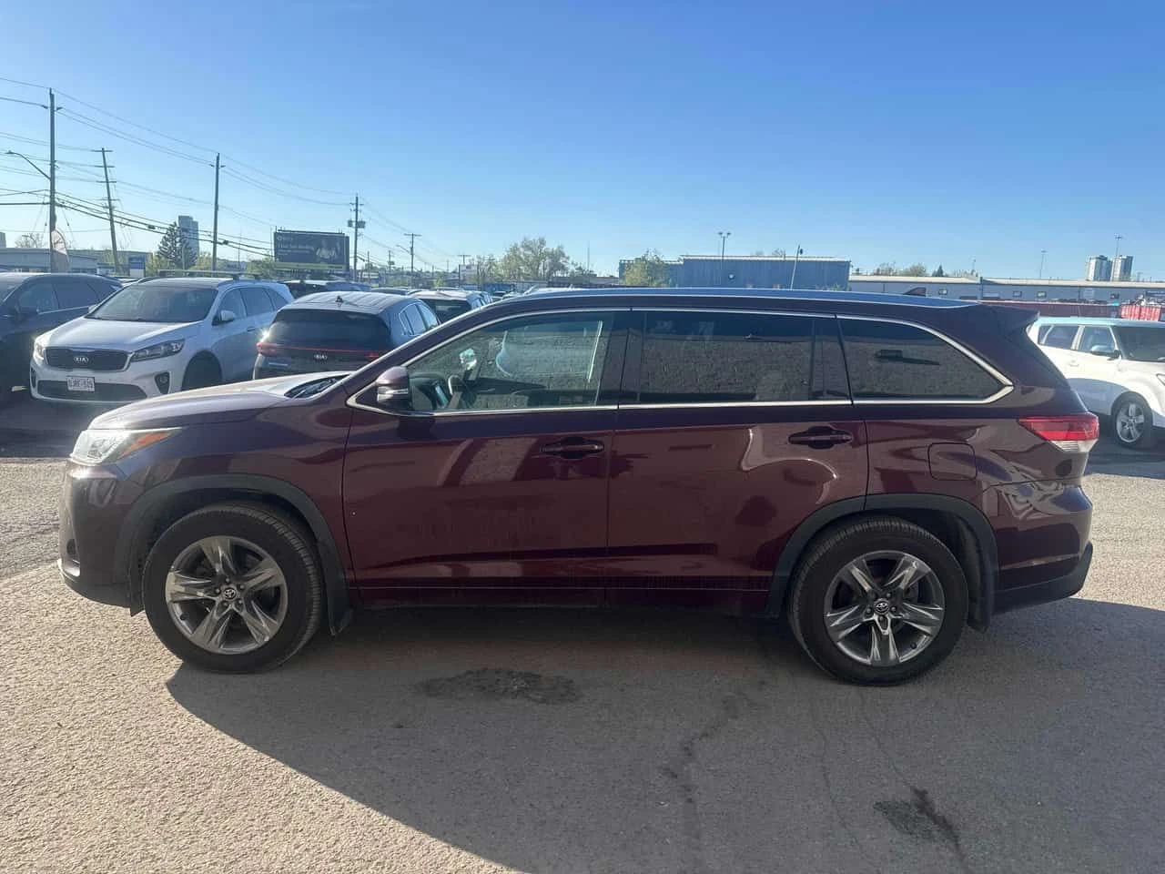 Toyota Highlander LIMITED/CARFAX/Подгрев/Шибедах/ФИНАНСИРАНЕ, снимка 3 - Автомобили и джипове - 54642243