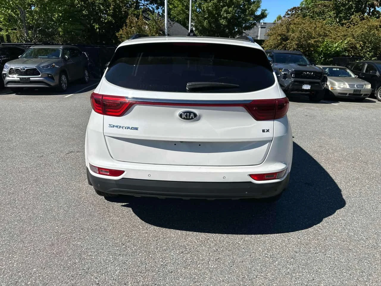 Kia Sportage * EX* АВТОКРЕДИТ БЕЗ ПЪРВОНАЧАЛНА ВНОСКА* , снимка 4 - Автомобили и джипове - 55005843