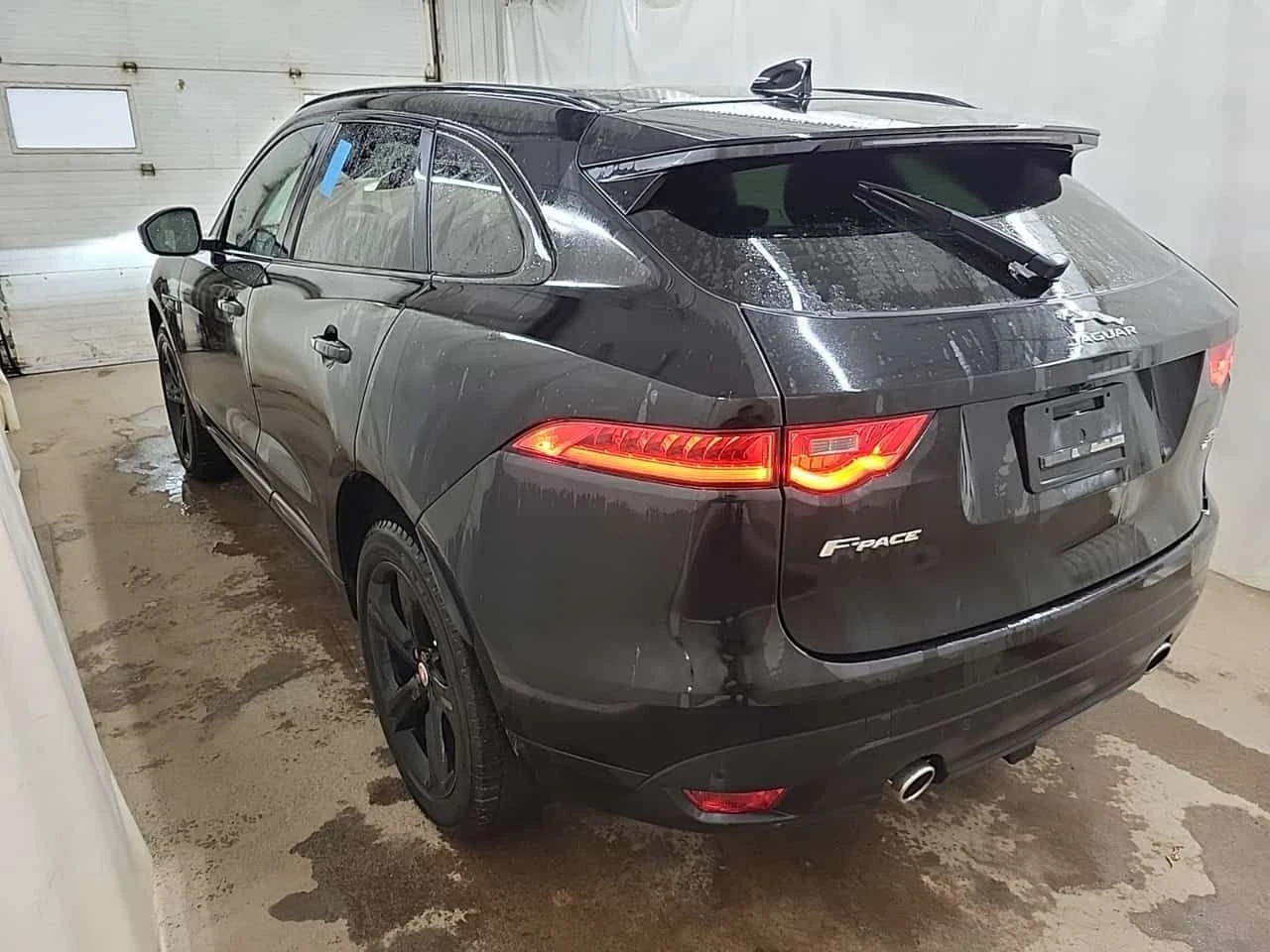 Jaguar F-PACE  R SPORT / ЦЕНА ДО БЪЛГАРИЯ , снимка 4 - Автомобили и джипове - 55312372
