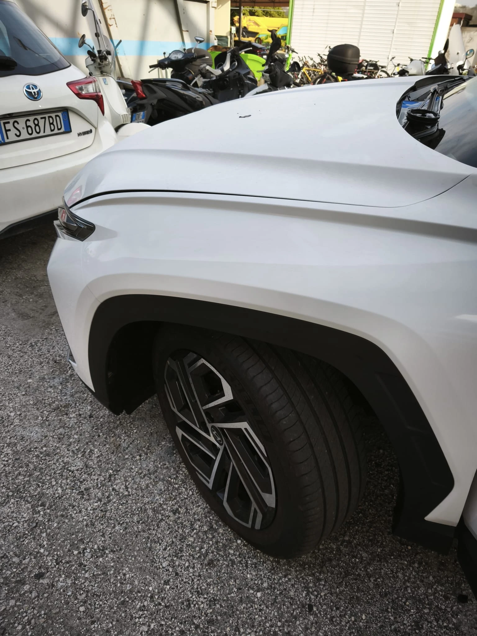 Hyundai Tucson 1.6I HYBRID, снимка 10 - Автомобили и джипове - 55831827