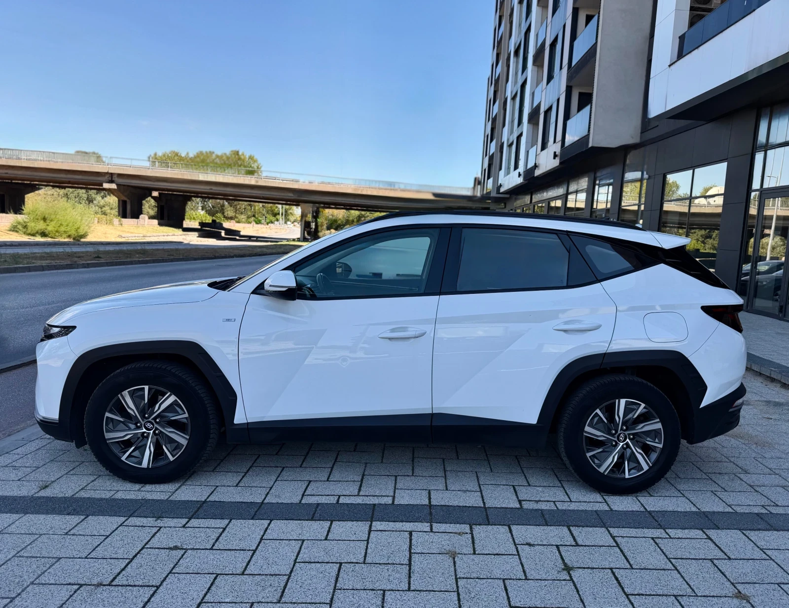 Hyundai Tucson 1.6 CRDi, снимка 5 - Автомобили и джипове - 56077329