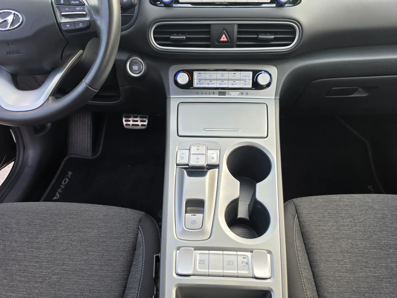 Hyundai Kona 150 kw . 64 kwh. 204 k.c., снимка 14 - Автомобили и джипове - 56182857