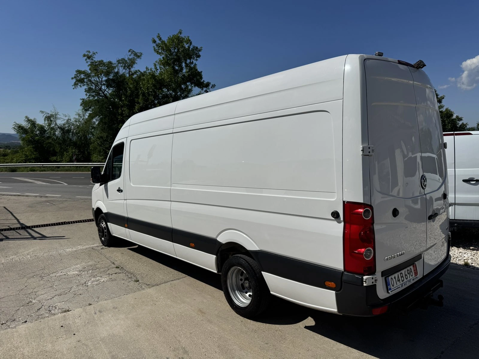 VW Crafter ДВОЙНА ГУМА, МАКСИ Б категория, снимка 6 - Бусове и автобуси - 55229111