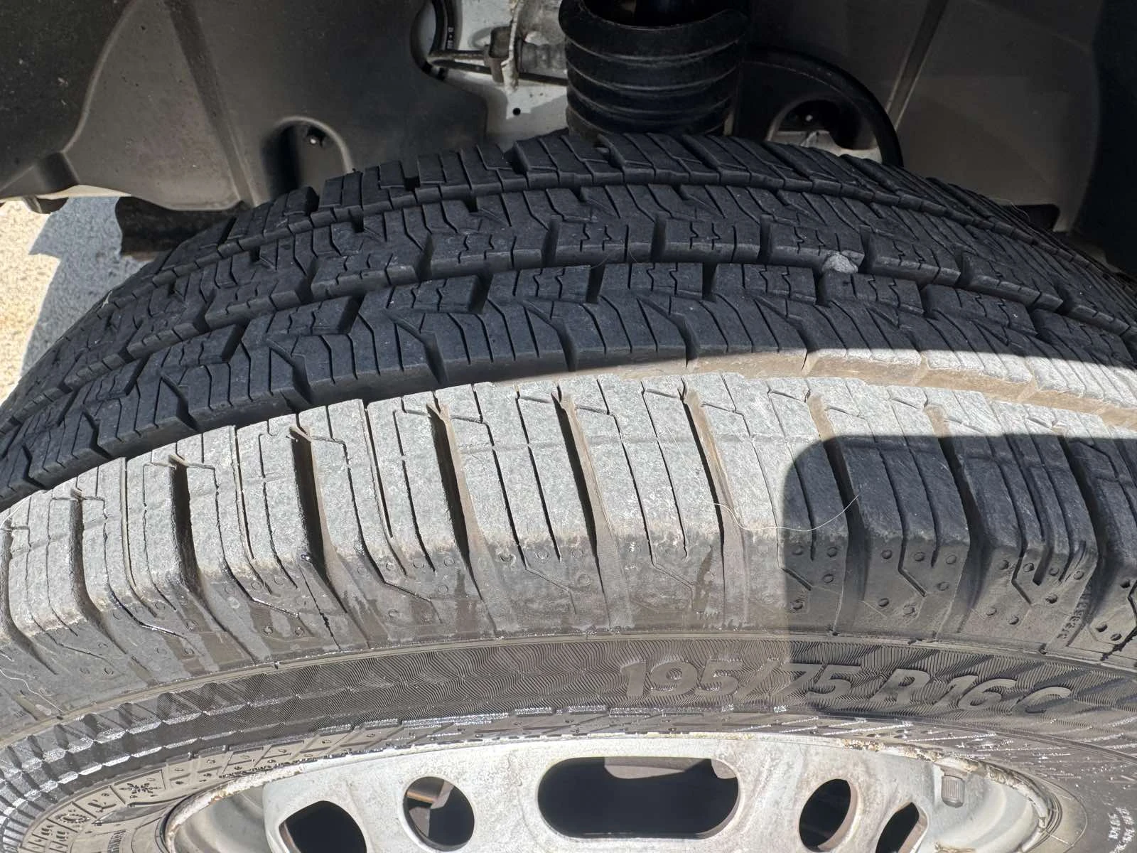 VW Crafter ДВОЙНА ГУМА, МАКСИ Б категория, снимка 9 - Бусове и автобуси - 55229111