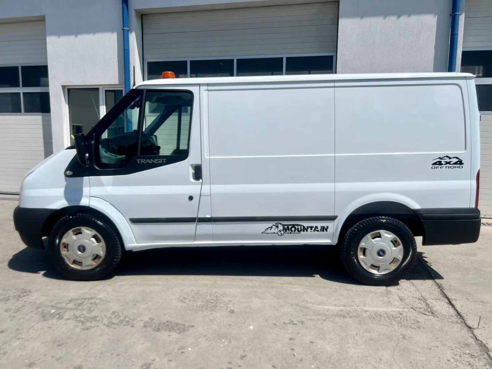 Кемпер Ford Transit 4x4 - изображение 5