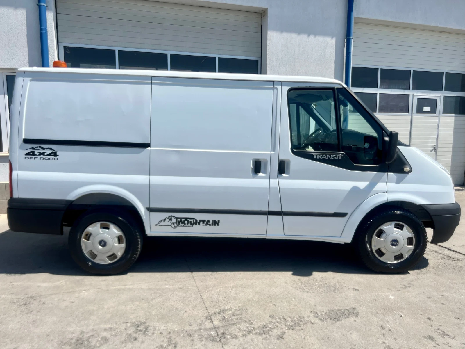 Кемпер Ford Transit 4x4 - изображение 9