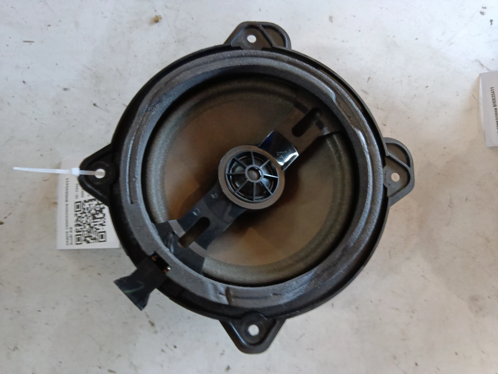 задна тонколона 8H0035411 Audi A3