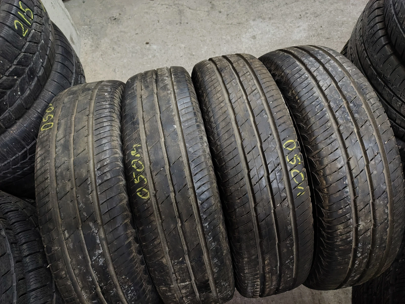 Гуми Летни 205/80R16