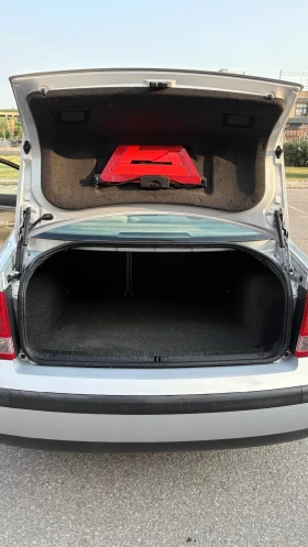 VW Passat 1.6/101кс.м.данък РЕГИСТРИРАН, снимка 13
