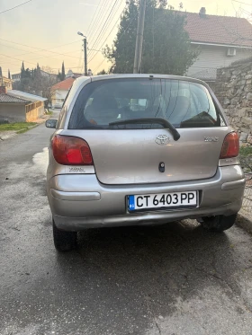 Toyota Yaris, снимка 2