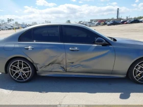 Mercedes-Benz C 300 * AMG* КОЖА* ПОДГРЕВ* ПАНОРАМА* 360* KEYLESS* , снимка 11