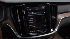 Volvo S60 B5 Ultimate Bright* HUD* 360* МАСАЖИ* АВТОКРЕДИТ, снимка 14