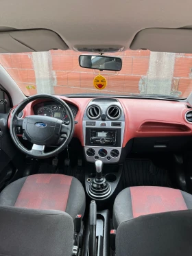 Ford Fiesta Fiesta 1.6 климатик, снимка 11