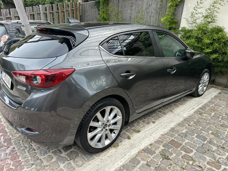 Mazda 3 Skyactiv 2.2D 150HP, снимка 4 - Автомобили и джипове - 47284041