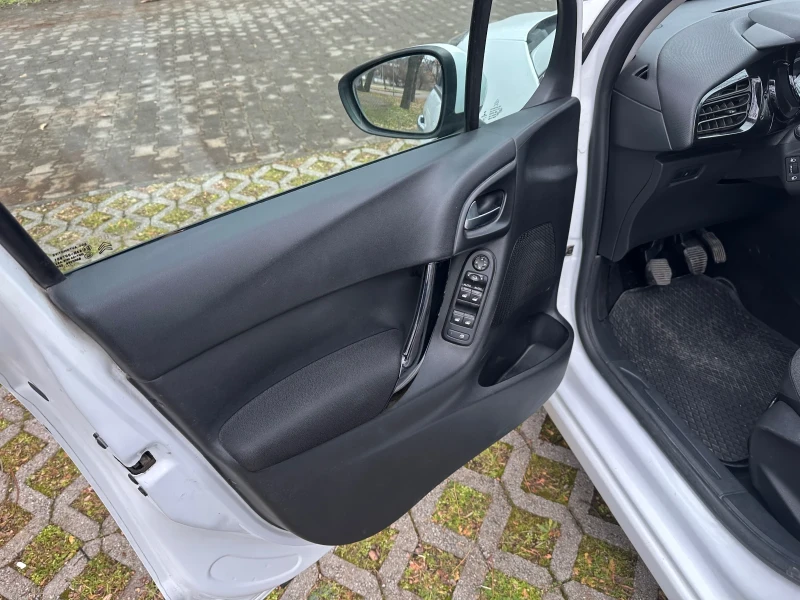 Citroen C3 1.6 HDI Exclusive NAVI Evro 6, снимка 9 - Автомобили и джипове - 48210435