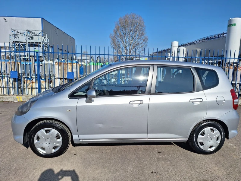 Honda Jazz, снимка 2 - Автомобили и джипове - 49029038