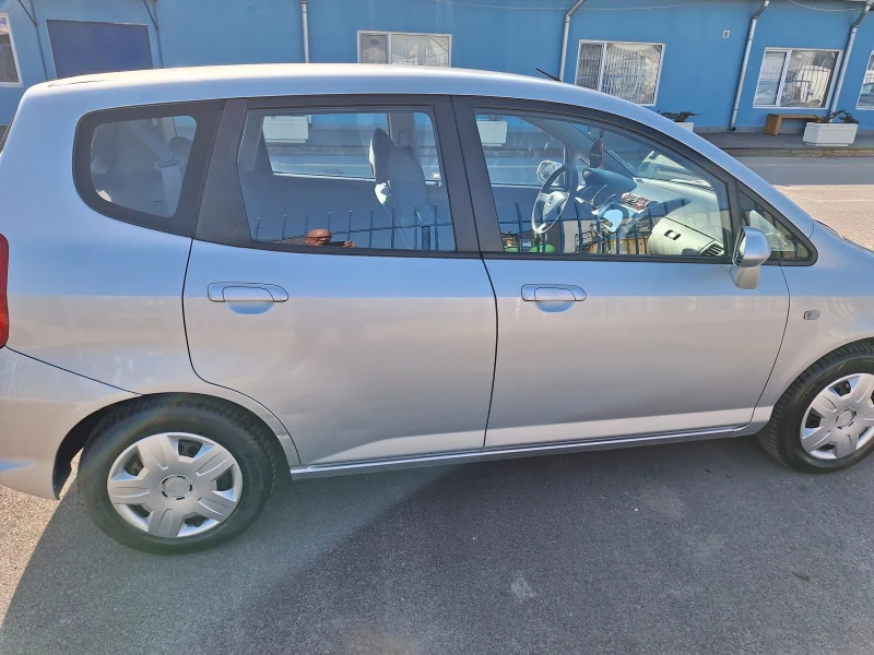 Honda Jazz, снимка 4 - Автомобили и джипове - 49529563