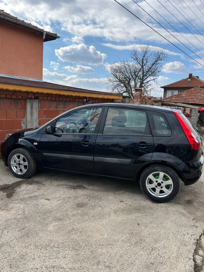 Ford Fiesta Fiesta 1.6 климатик, снимка 7 - Автомобили и джипове - 49225192