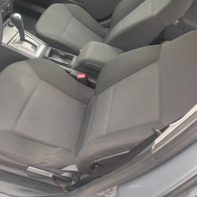 Opel Vectra 2.2i Автоматик, снимка 12 - Автомобили и джипове - 52446393