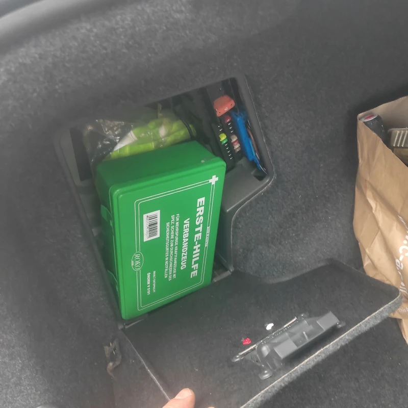 Opel Vectra 2.2i Автоматик, снимка 15 - Автомобили и джипове - 52446393