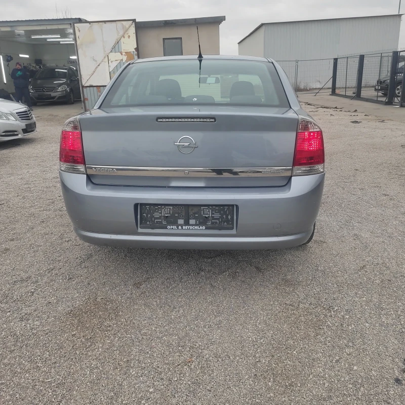 Opel Vectra 2.2i Автоматик, снимка 4 - Автомобили и джипове - 52446393
