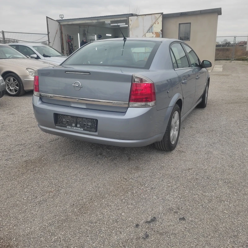 Opel Vectra 2.2i Автоматик, снимка 6 - Автомобили и джипове - 52446393