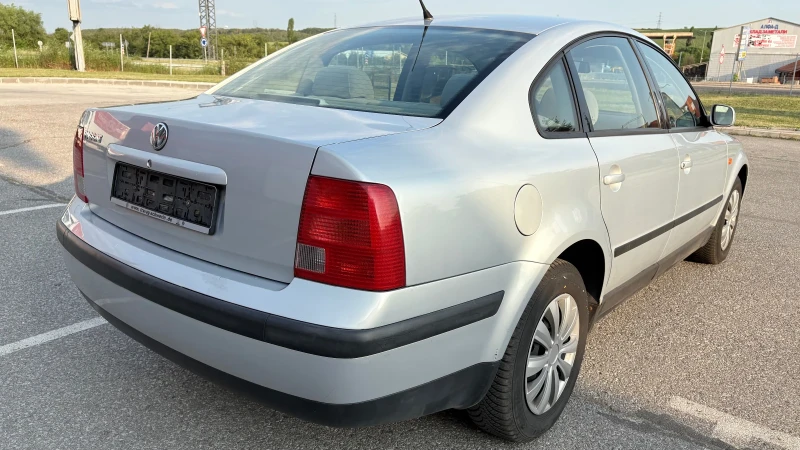 VW Passat 1.6/101кс.малкия данък, снимка 6 - Автомобили и джипове - 50669204