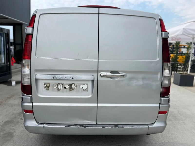 Mercedes-Benz Viano 646, снимка 9 - Автомобили и джипове - 51050166
