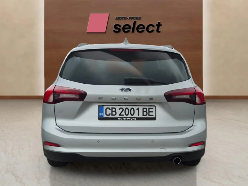 Ford Focus 1.0 EcoBoost, снимка 6 - Автомобили и джипове - 51897679