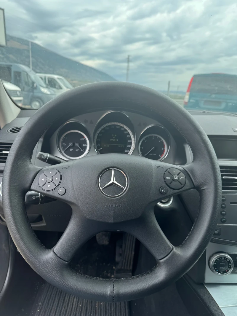 Mercedes-Benz C 250, снимка 10 - Автомобили и джипове - 52224516
