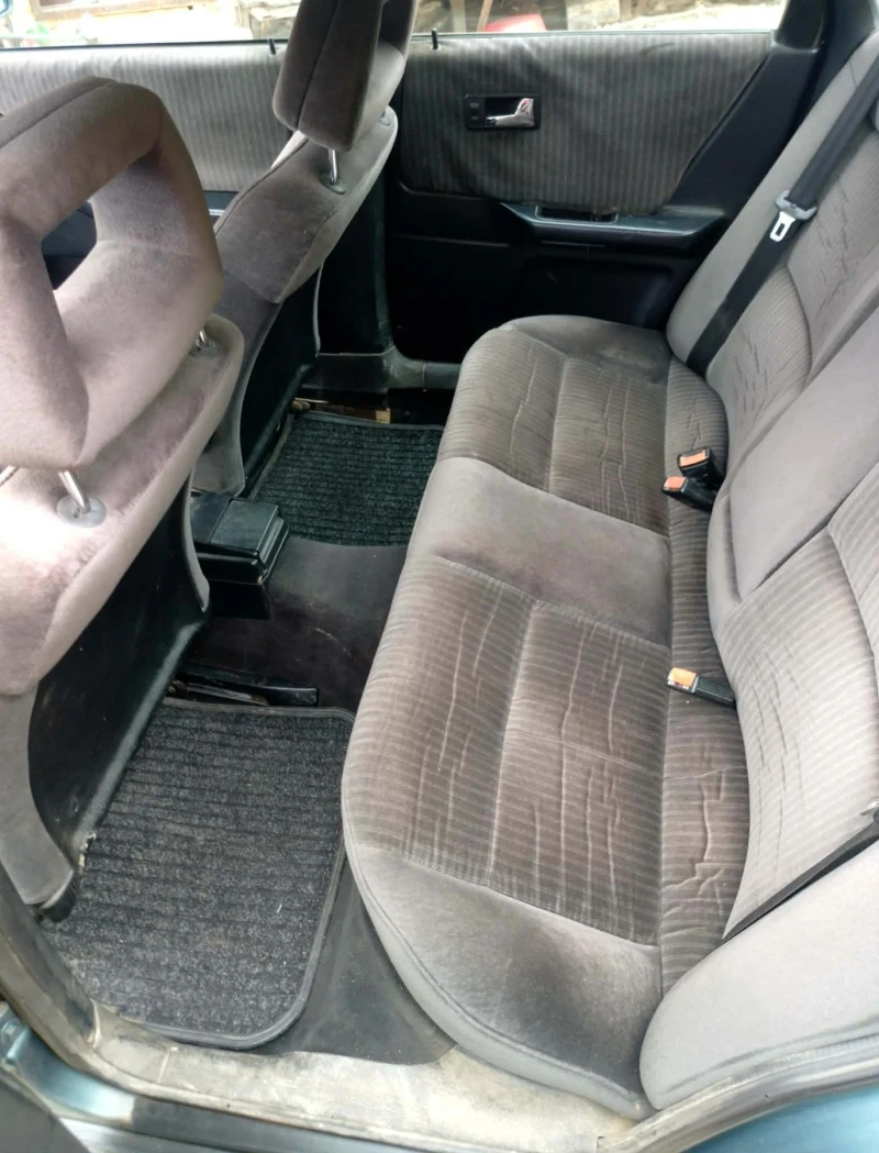 Audi 80, снимка 9 - Автомобили и джипове - 52577331