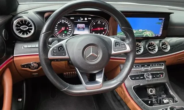 Mercedes-Benz E 220 D * HEAD UP * ПАНО * ПОДГРЕВ * LED * , снимка 7 - Автомобили и джипове - 55263105