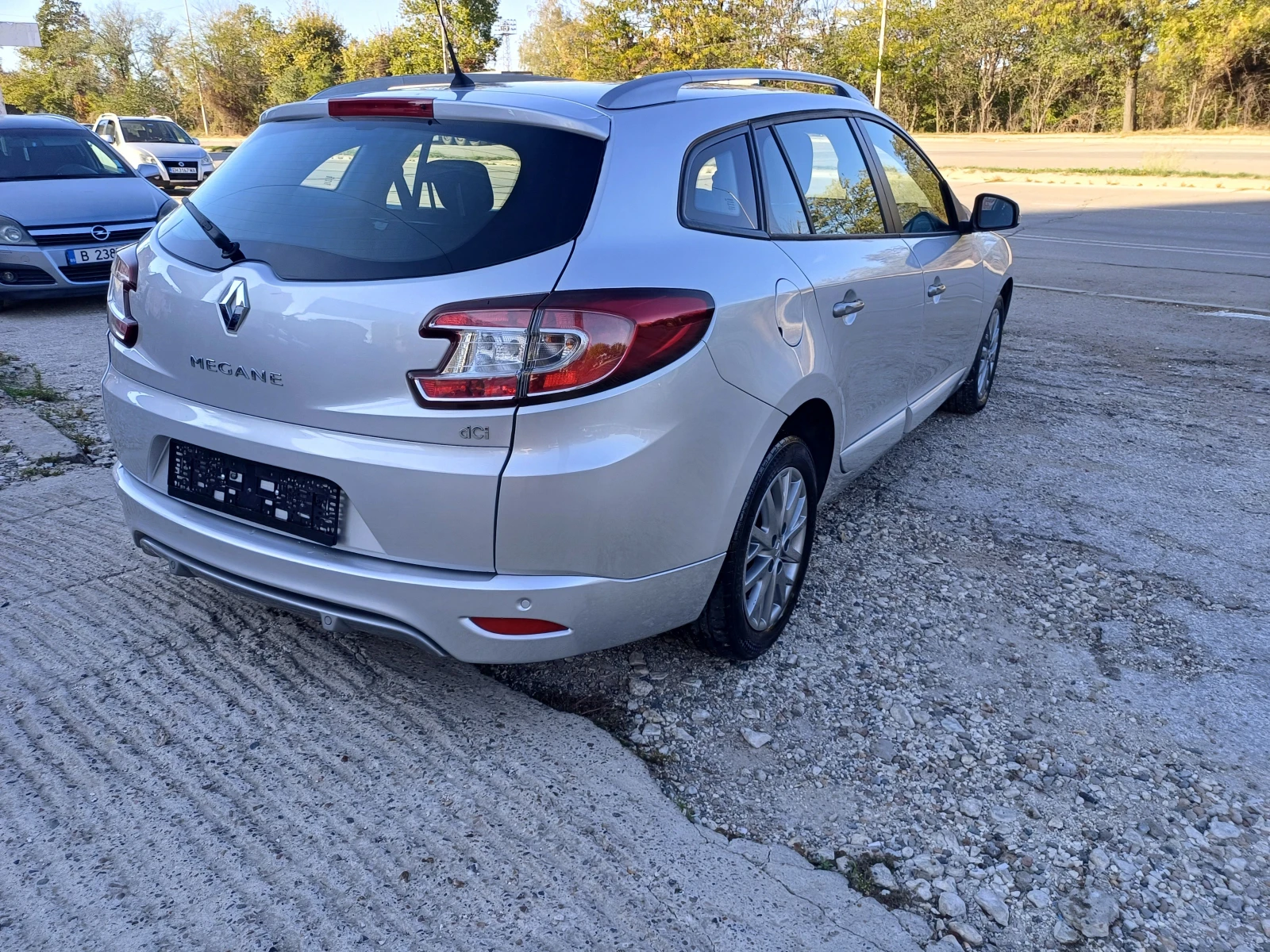 Renault Megane 1.5 110k.c - изображение 5