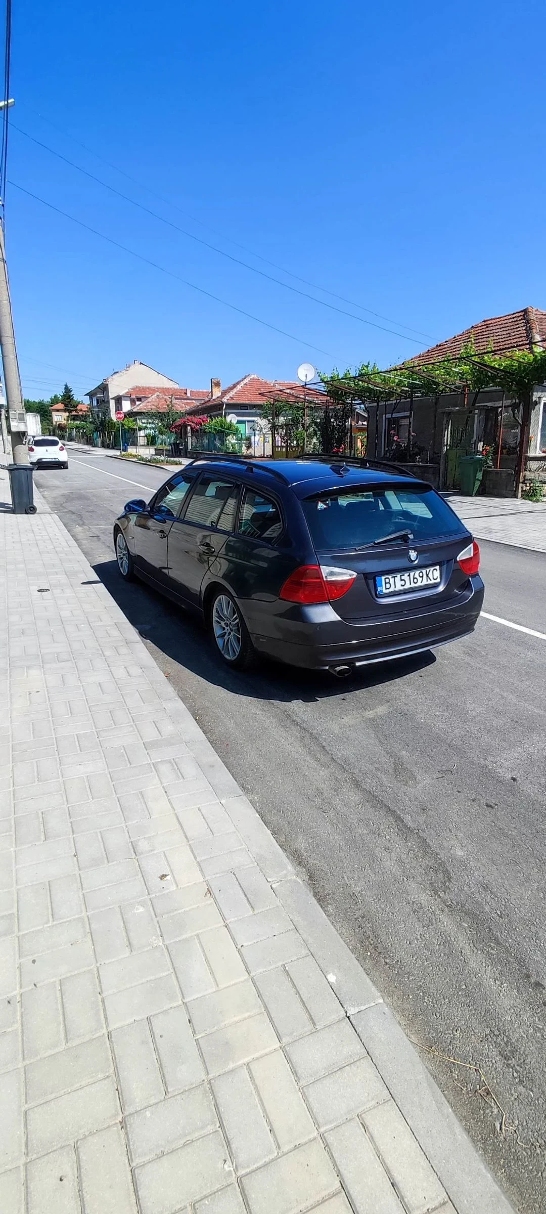 BMW 320  - изображение 4