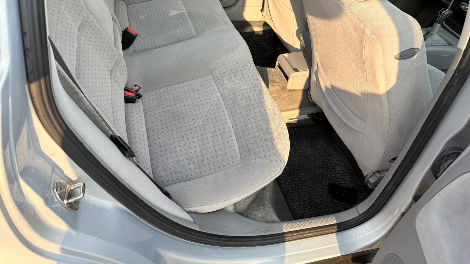 VW Passat 1.6/101.  | Mobile.bg   12