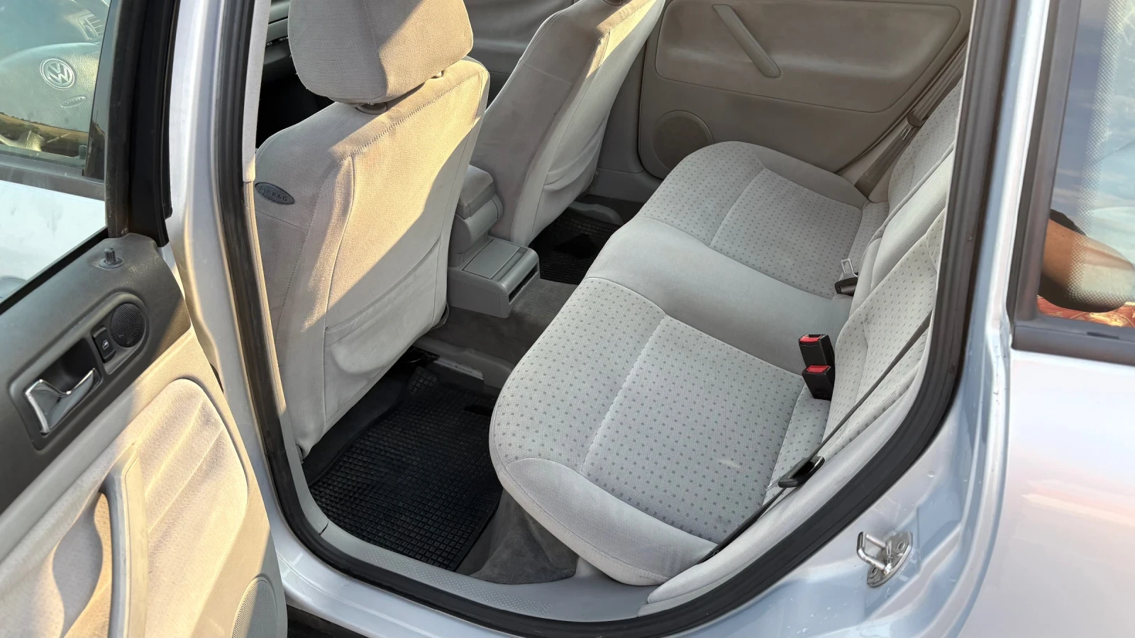 VW Passat 1.6/101кс.малкия данък - изображение 10