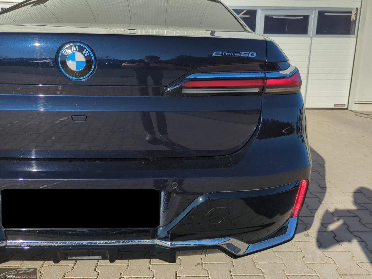 BMW i7 eDRIVE50/455HP/M-SPORT/SOFTCLOSE/PANO/B&W/360/249f - изображение 7