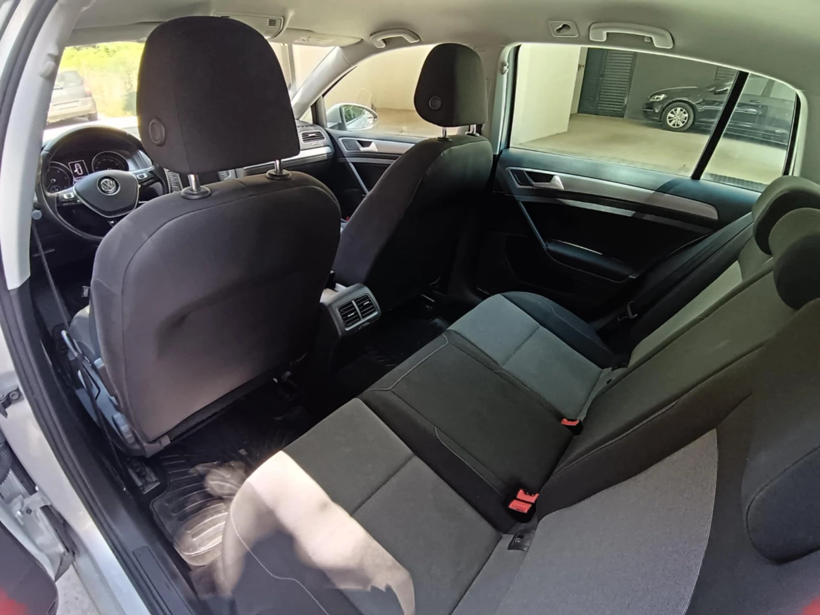 VW Golf  - изображение 9