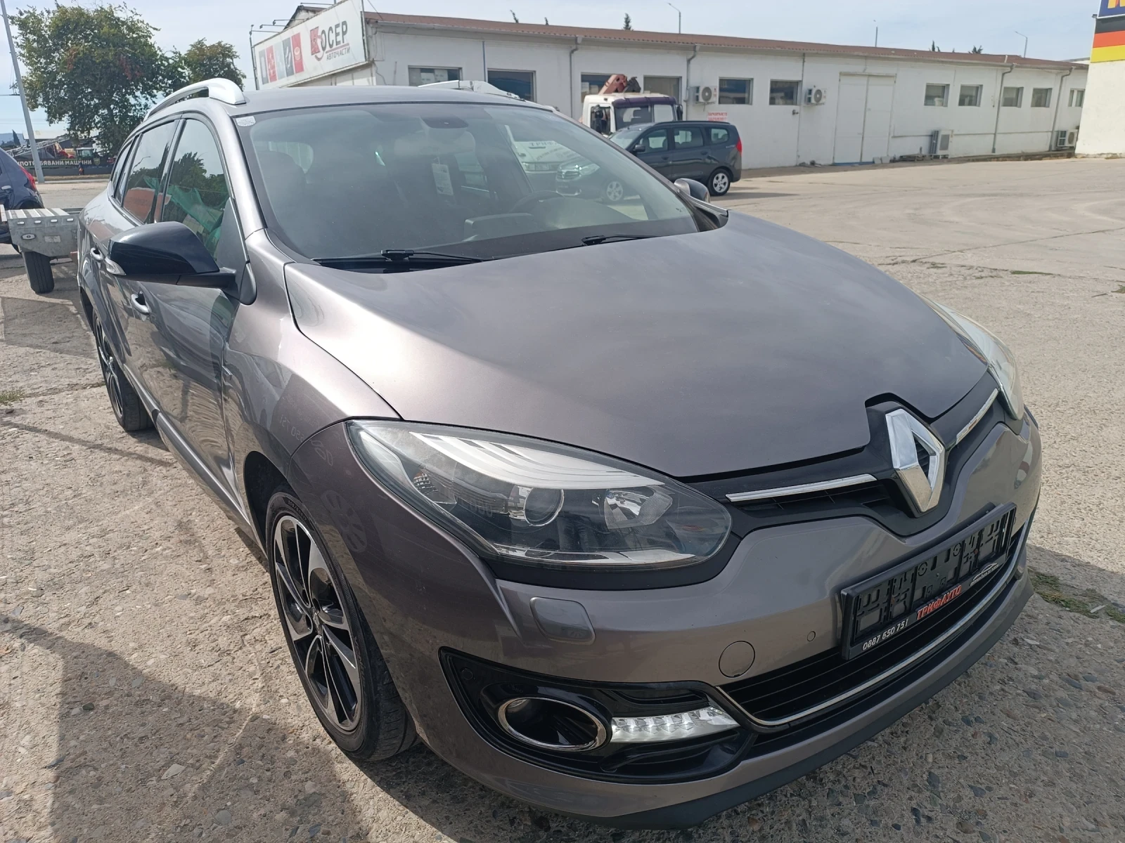 Renault Megane 1, 6 cDi, GRAND TOUR, ПЕРФЕКТНО, ЛИЗИНГ  - изображение 2
