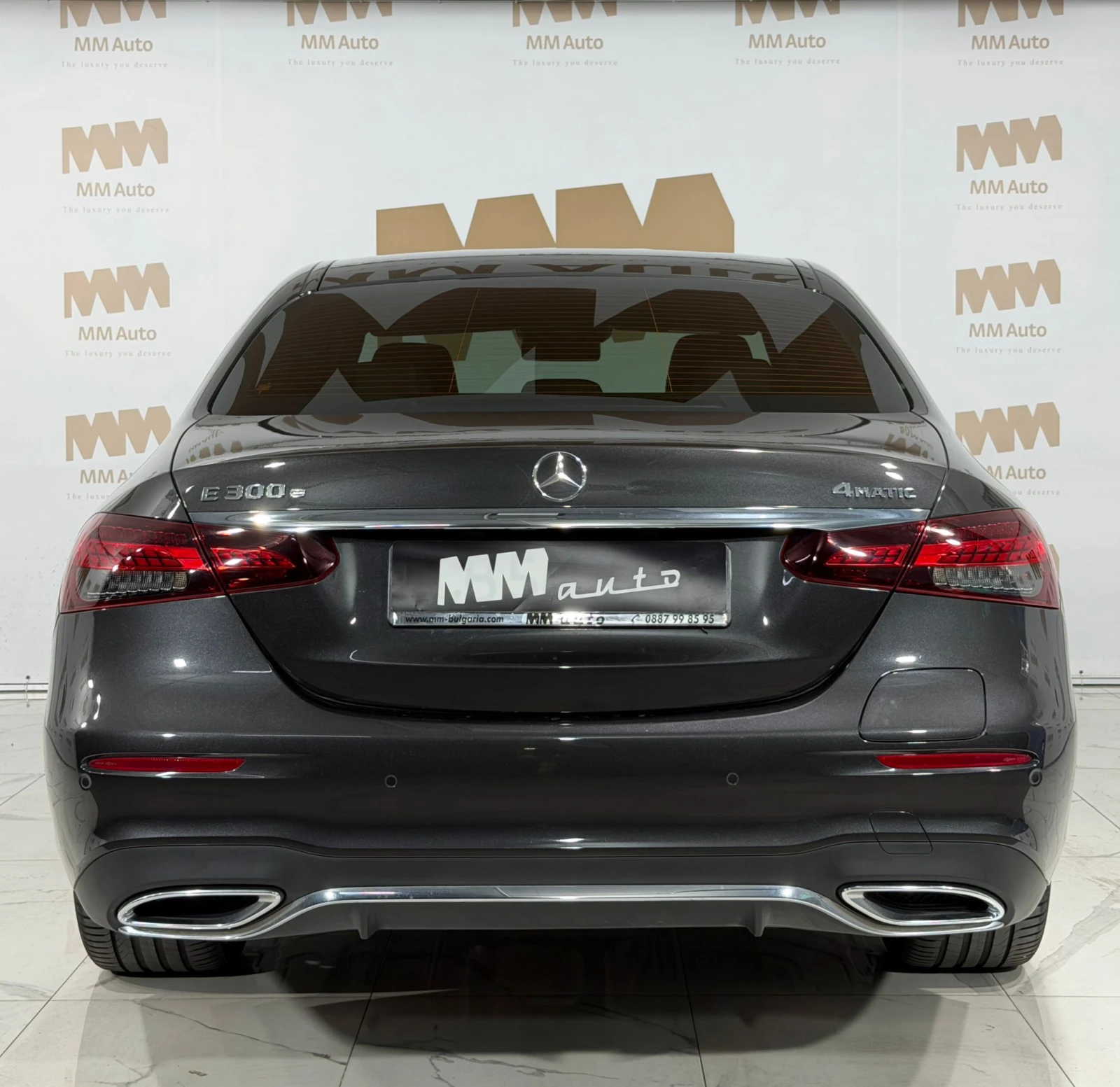 Mercedes-Benz E 300 e* AMG* 4Matic* HuD* Burmester* Pano* Гаранция - изображение 5