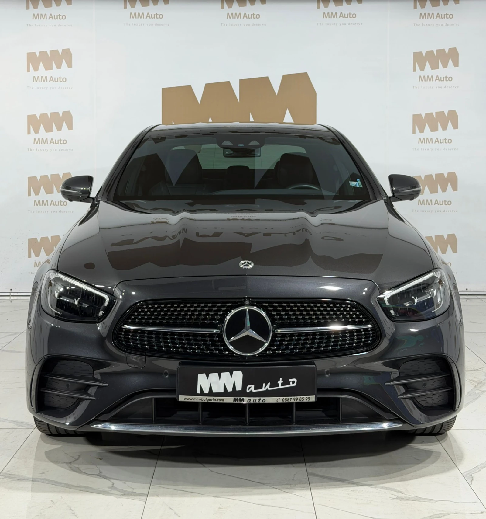 Mercedes-Benz E 300 e* AMG* 4Matic* HuD* Burmester* Pano* Гаранция - изображение 4
