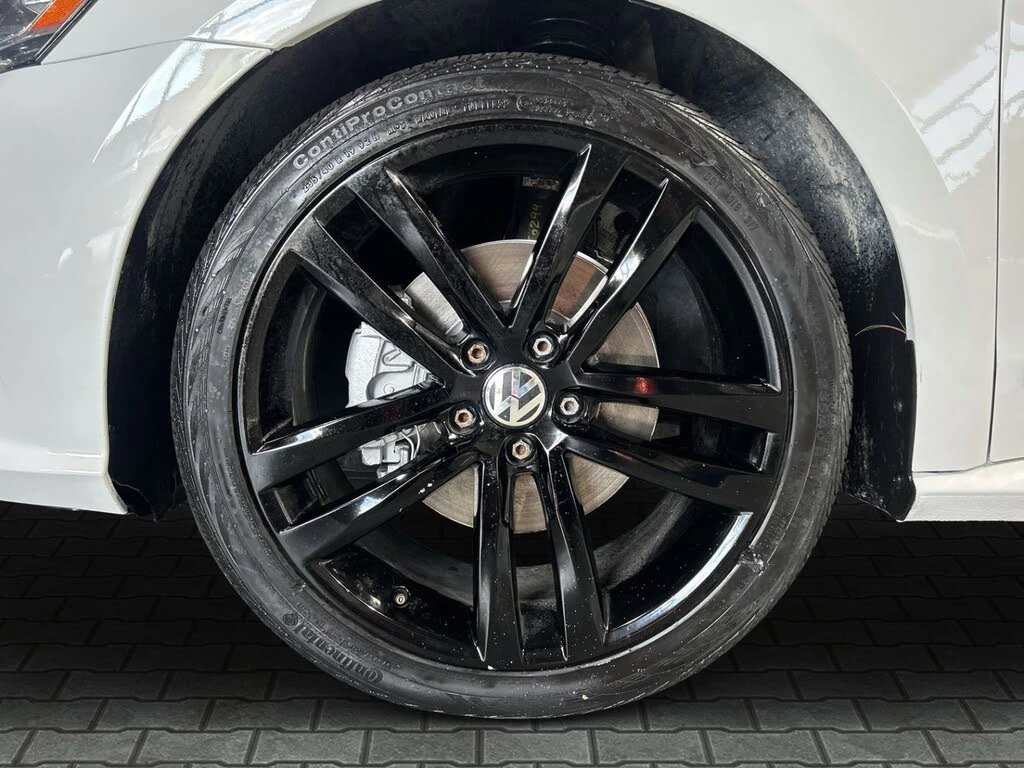 VW Passat 2.0T FWD * АвтоКредит* (ЦЕНА ДО БГ) - изображение 7